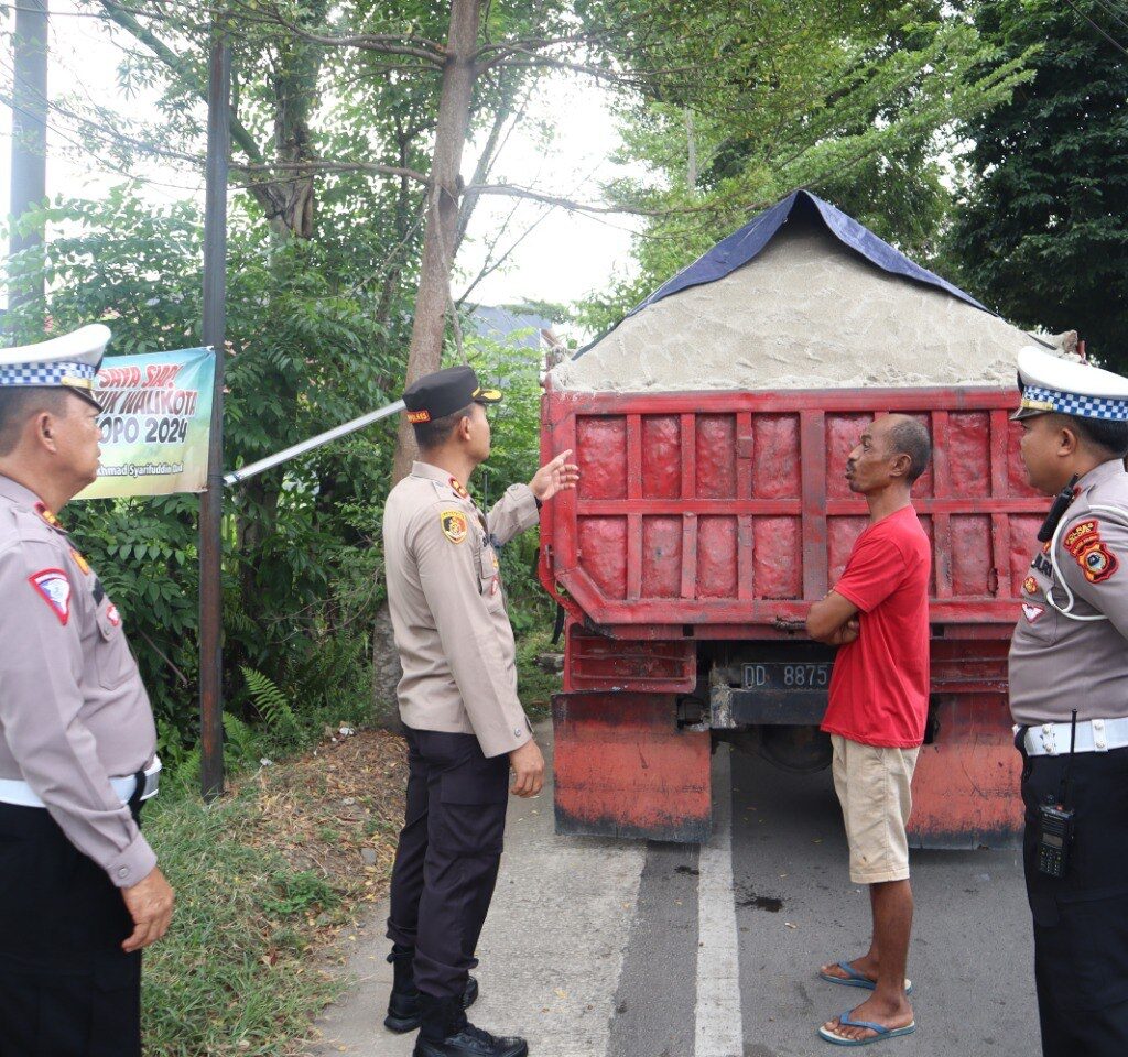 Patroli Rutin, Polisi Temukan Kendaraan Pengangkut Galian C Melanggar