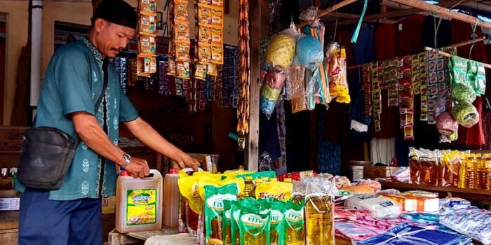 Bahan Pokok Naik, Pedagang di Pasar Bua: Banyak Pembeli Mengeluh