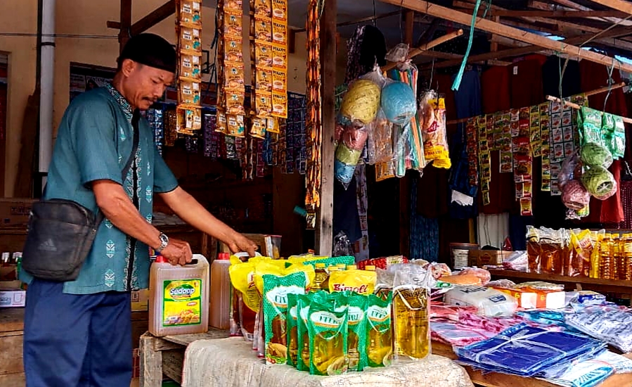 Bahan Pokok Naik, Pedagang di Pasar Bua: Banyak Pembeli Mengeluh