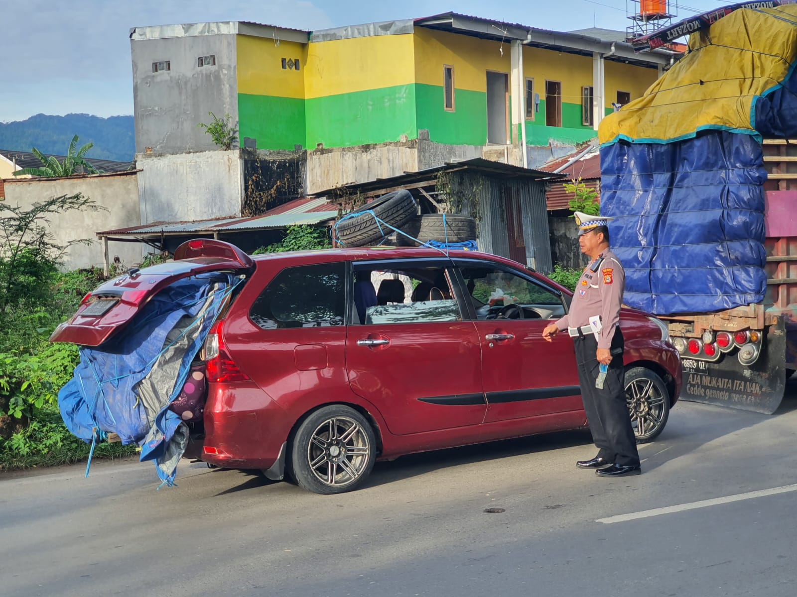 Kendaraan Overload Melintas di Palopo, Kasatlantas: Kita Langsung Tilang