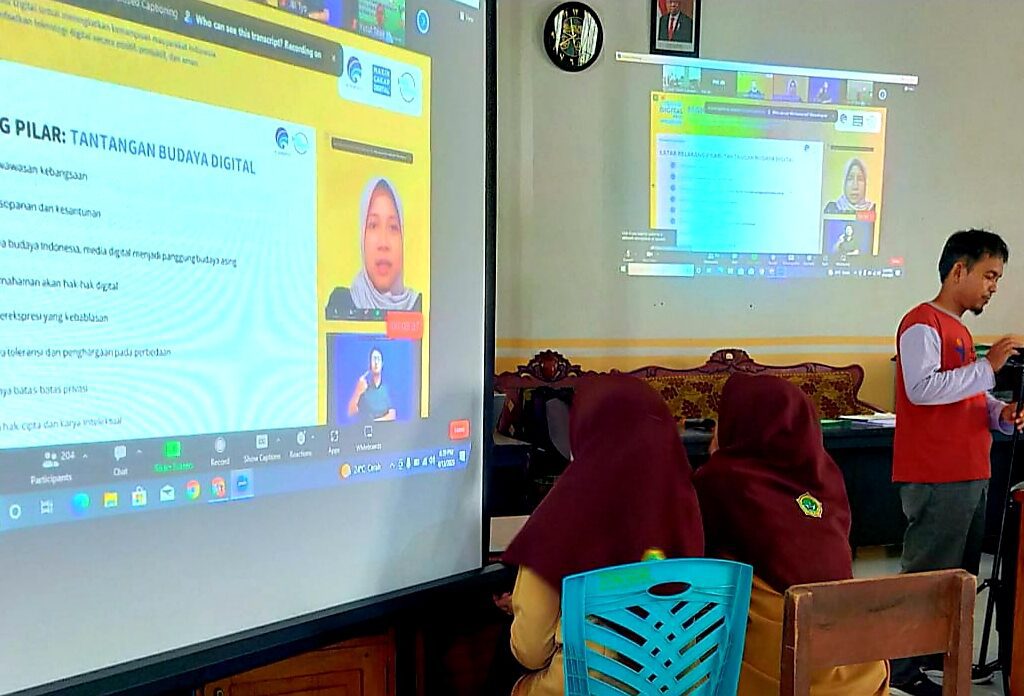 Ikut Literasi Digital, Santri PMDS: Kita Punya Pengetahuan Tangkal Berita Hoaks