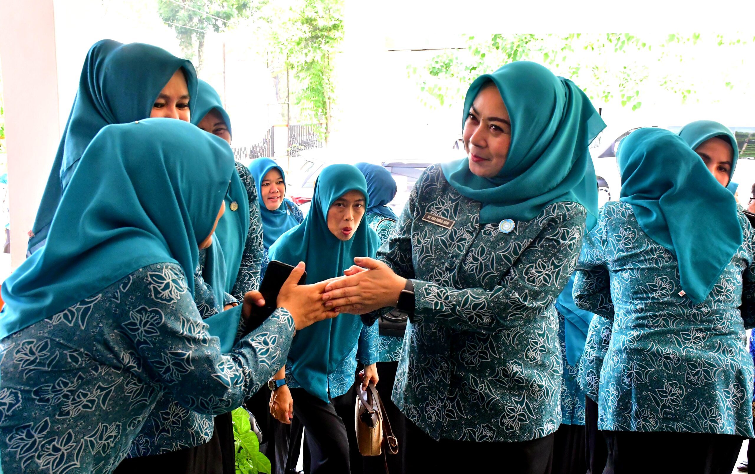 Kunjungi TP PKK Kecamatan, Hasnawati Minta Jajarannya Dukung Program Pemerintah