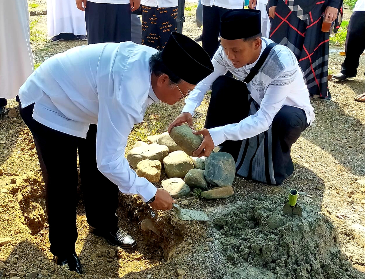 Gelar Peringatan HSN, PMDS Rangkaikan Peletakan Batu Pembangunan Gedung Serbaguna