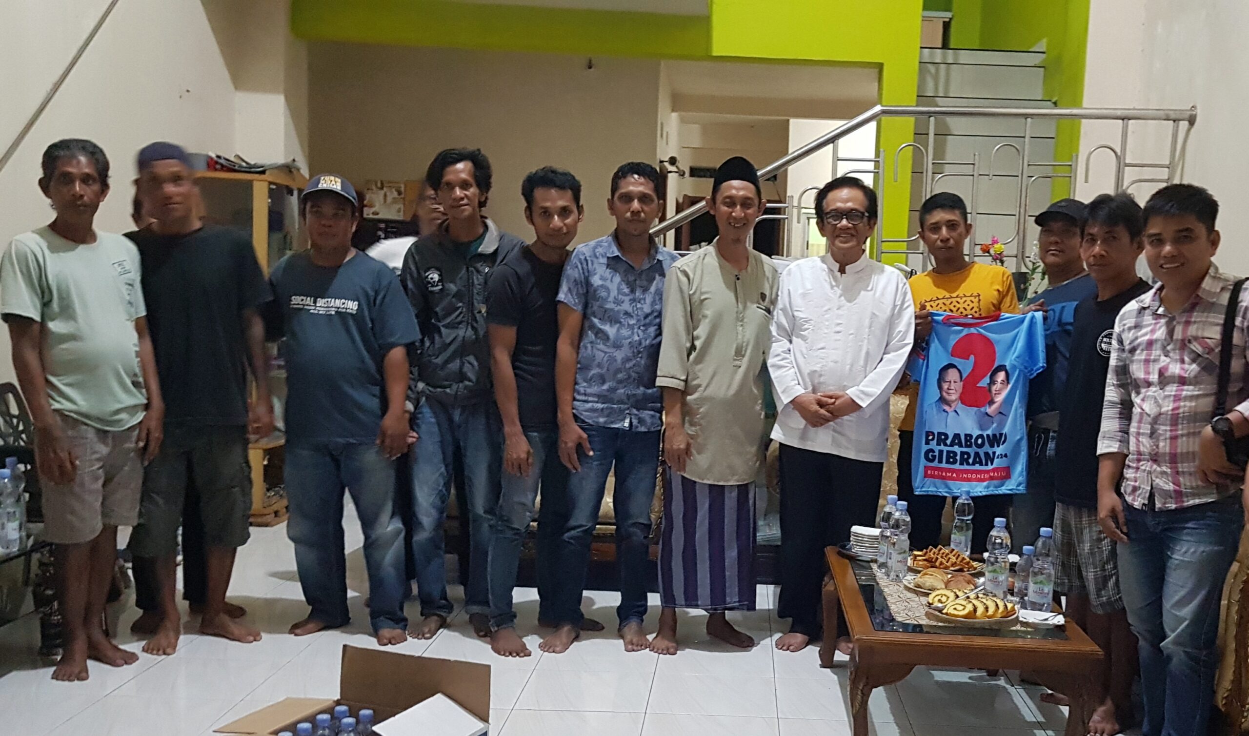 Maksimalkan Masa Kampanye, La Tinro Door to Door Temui Tokoh Masyarakat Palopo