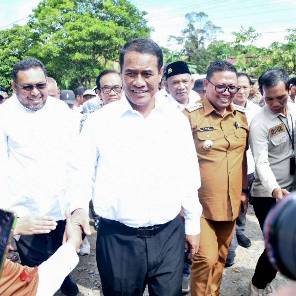 Kunker ke Palopo, Mentan Hadiri Temu Teknis Pekebun 2024
