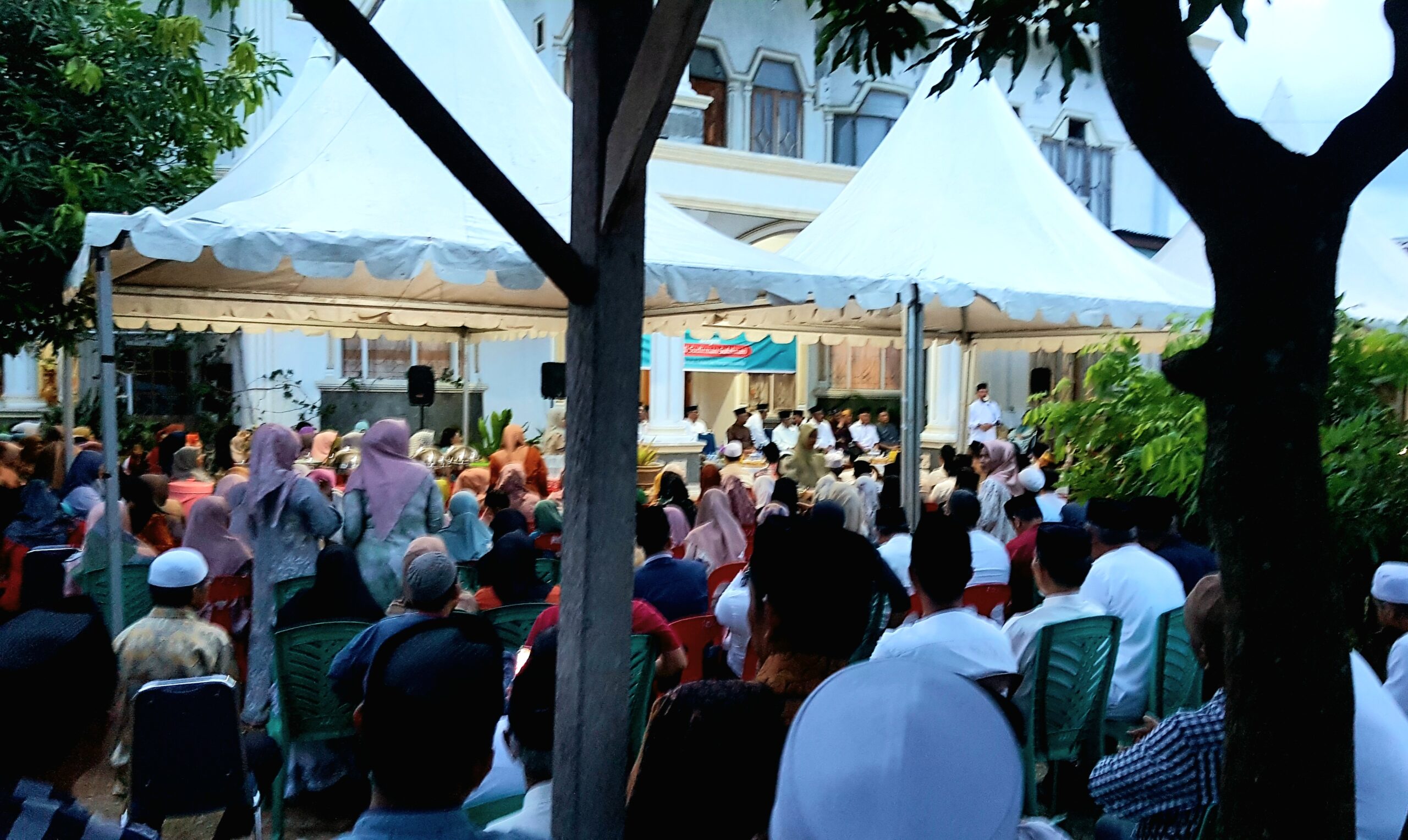 Safari Ramadan di Luwu Raya, ASS Buka Puasa Dengan Masyarakat Palopo