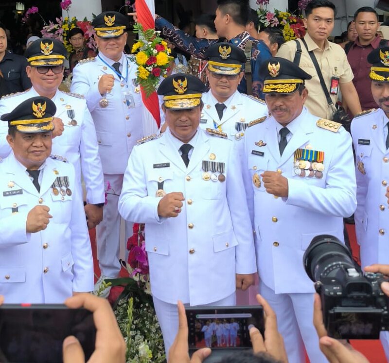 Asrul Sani Hadiri Peringatan Hari Otoda Nasional di Surabaya