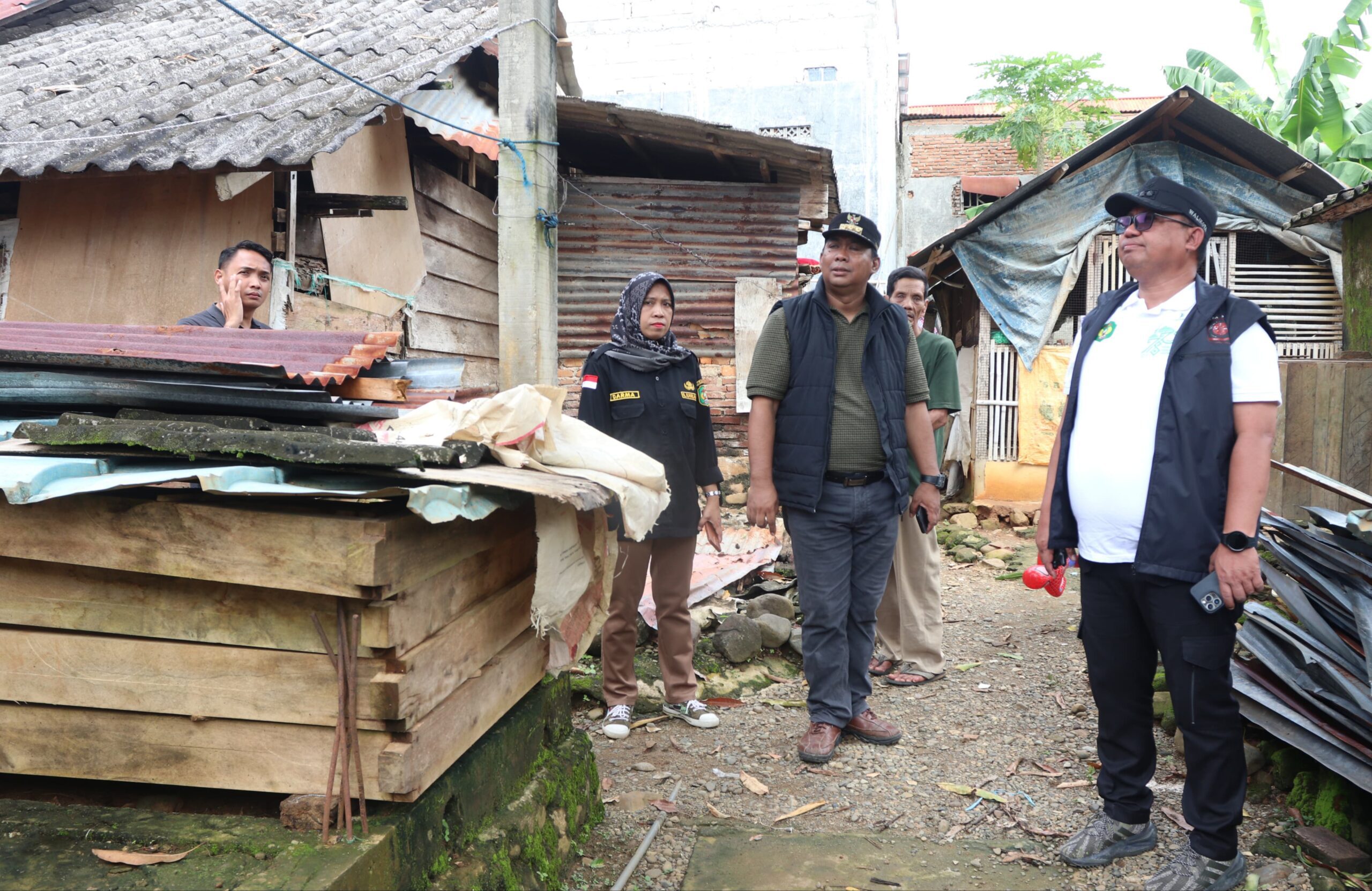 Pemkot Palopo Bantu Korban Angin Puting Beliung di Temalebba