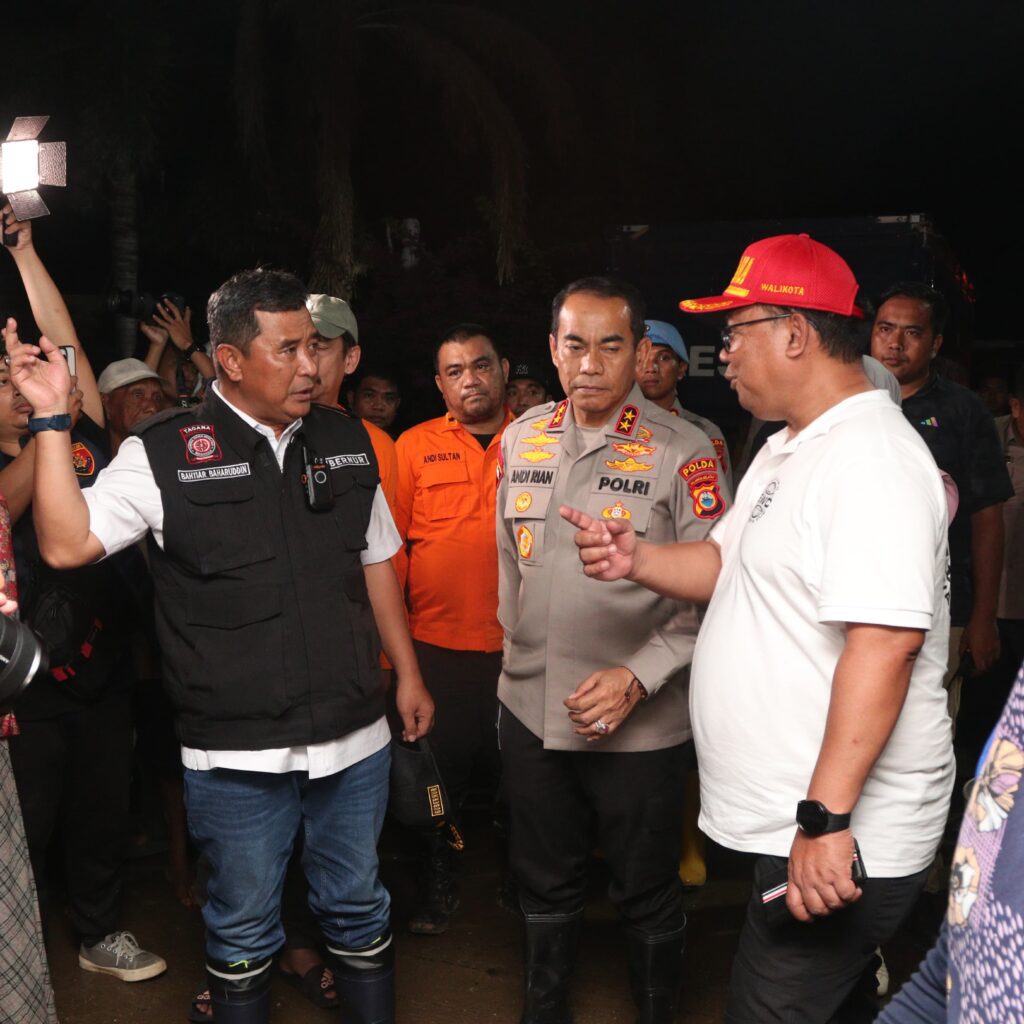 Pemkot Palopo Kerahkan Personel Puskesmas Bantu Korban Bencana Luwu