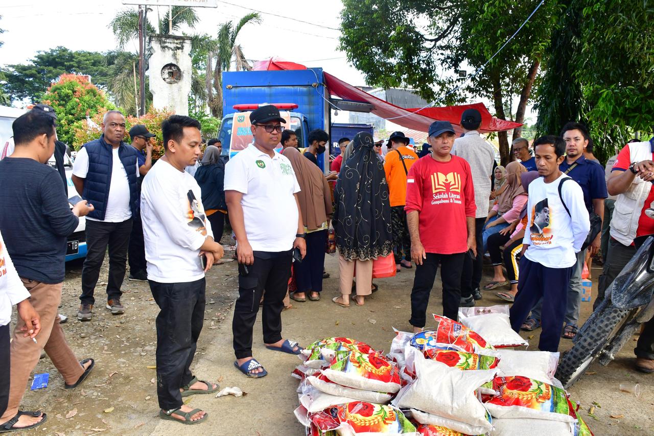 ASS dan AAS Community Salurkan 60 Ton Beras untuk Korban Bencana Luwu