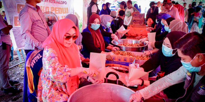 Dapur Umum Pemkot Palopo Terus Salurkan Makanan ke Korban Bencana Luwu