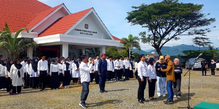 KPU Palopo Gelar Apel Siaga Coklit, Irwandi: Berikan Pelayanan Terbaik Bagi Calon Pemilih