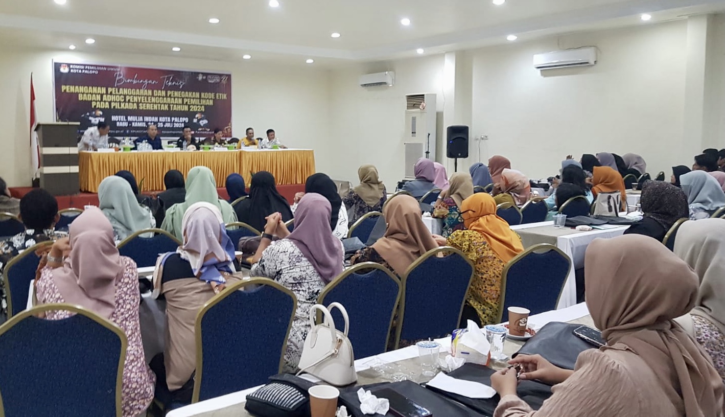 Jaga Netralitas, KPU Gelar Bimtek Kode Etik Badan Adhoc Penyelenggara Pemilu se-Kota Palopo