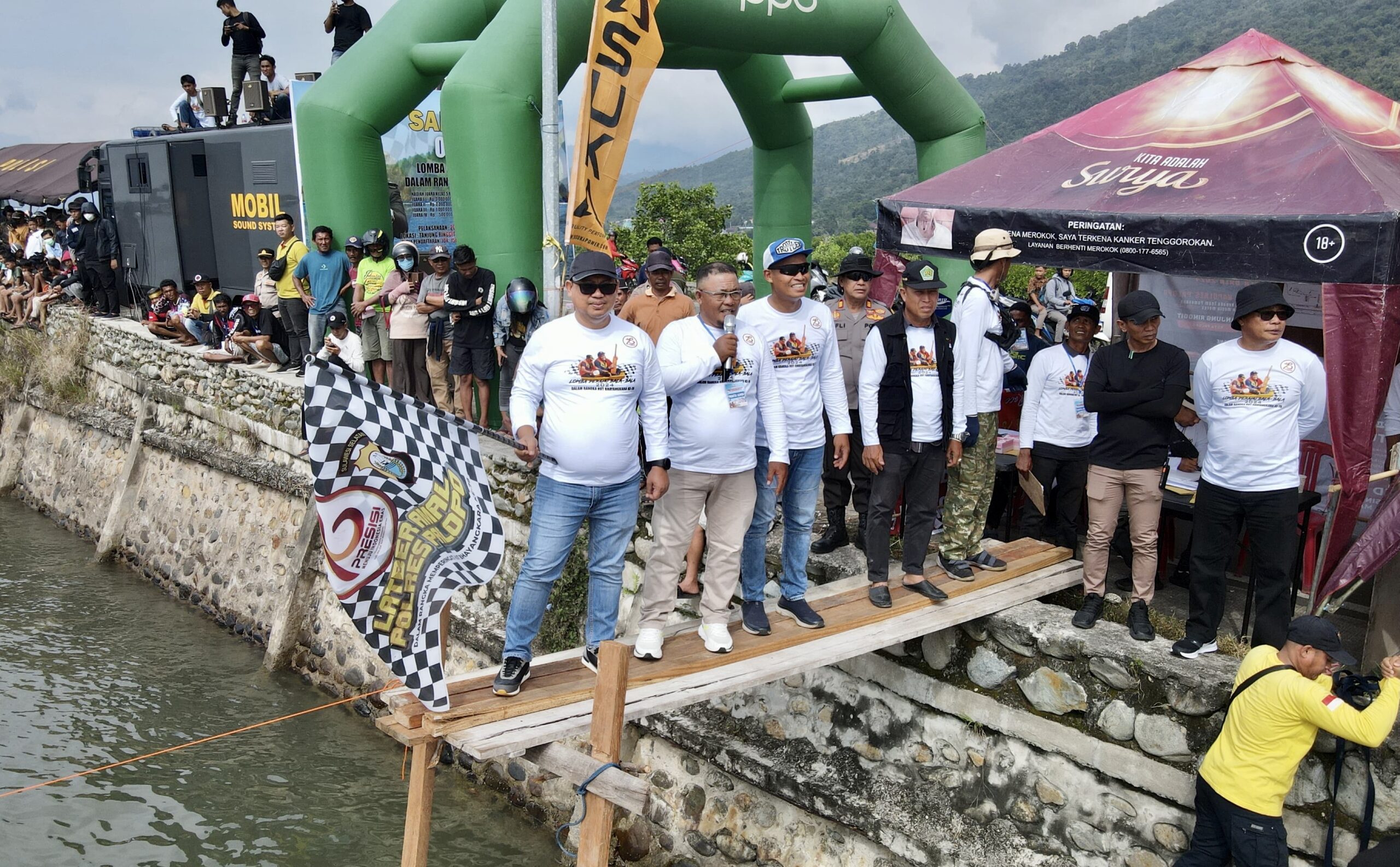Gelar Lomba Perahu Balabala, Asrul Sani Apresiasi Polres Palopo