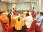 Suasana Akrab dan Bersahabat Ditunjukkan Pasangan Calon Jelang Debat Kandidat Pilkada Palopo