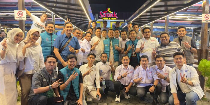 Usai Debat, ASS Ajak Sahabat Andalan Makan Malam Bersama