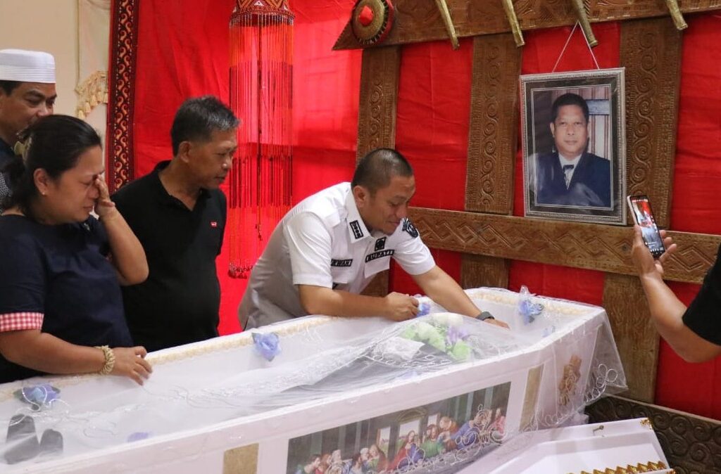 Melayat ke Empat Rumah Duka, Ibas Sampaikan Duka Cita yang Mendalam