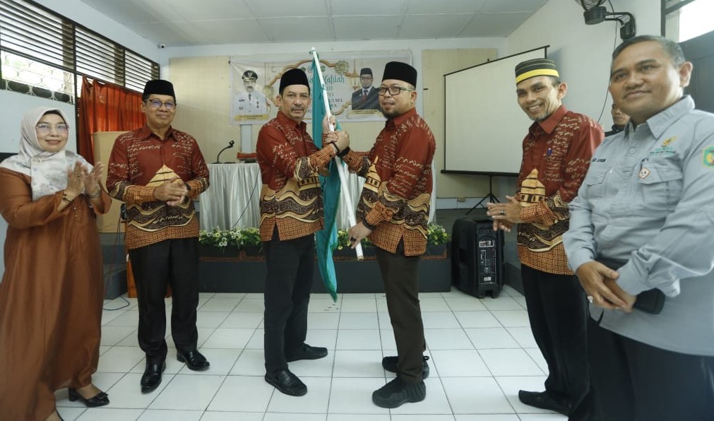 Lepas Kafilah STQH XXIII ke Luwu Utara, Ini Pesan Pj. Wali Kota Palopo