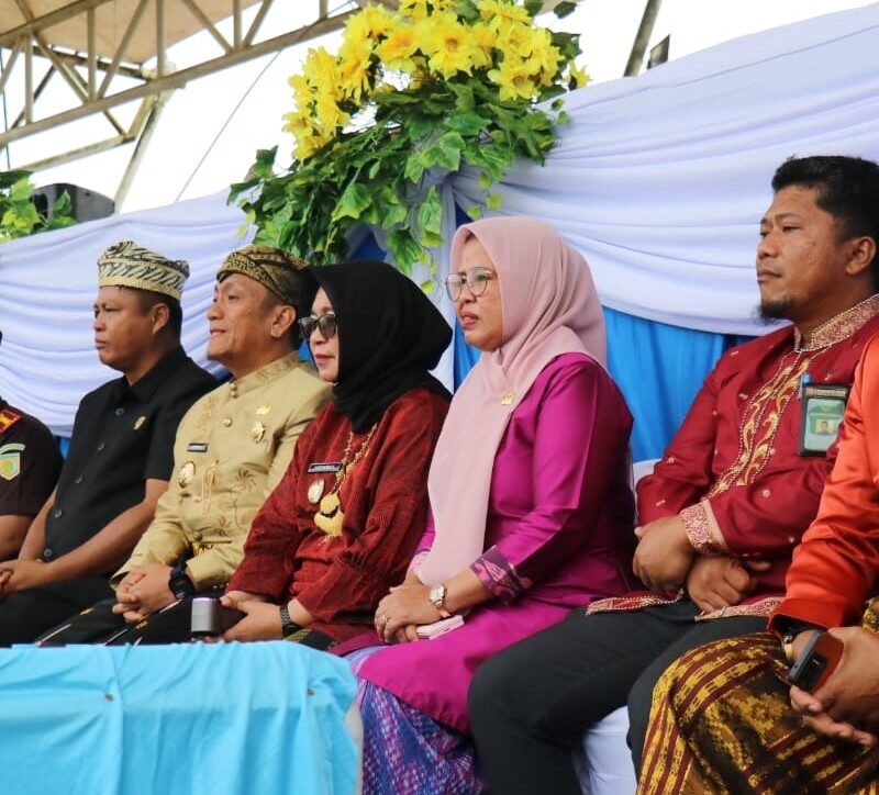 Peringati Hardiknas, Pemkab Lutim Komitmen Cerdaskan Kehidupan Bangsa