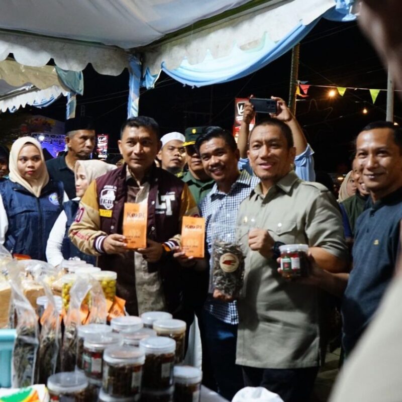 Ibas Resmi Buka Pentas Seni dan Pameran UMKM untuk Meriahkan HUT Lutim