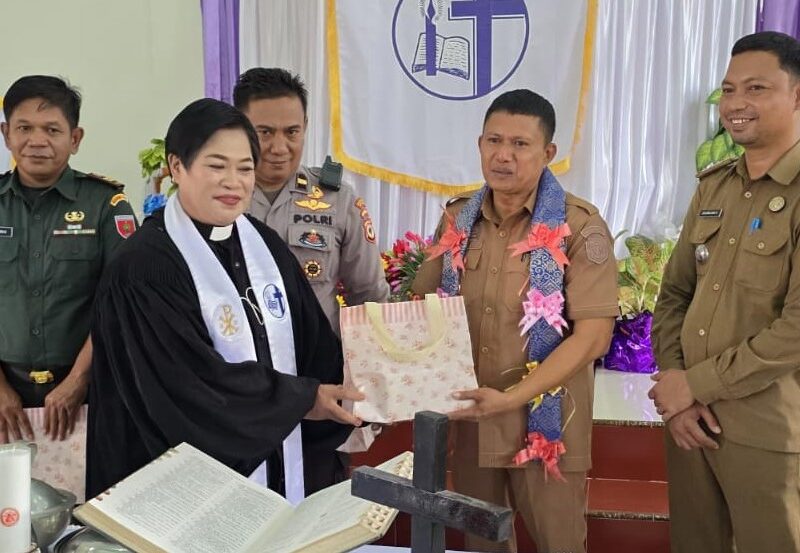 Hadiri Peresmian Gereja, Pemkab Lutim Dukung Kehidupan Beragama yang Harmonis dan Inklusif