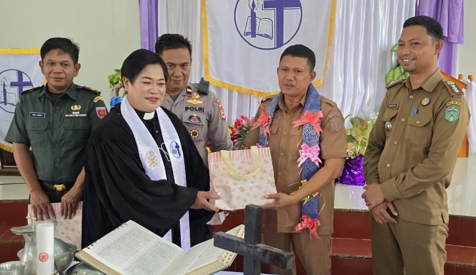 Hadiri Peresmian Gereja, Pemkab Lutim Dukung Kehidupan Beragama yang Harmonis dan Inklusif