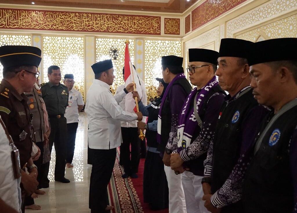 Resmi Lepas 149 JCH ke Mekkah, Ini Pesan Bupati Lutim