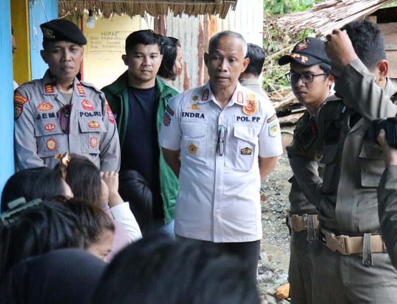 Gelar Operasi Penertiban, Satpol-PP Lutim Segel Tempat Usaha Ilegal