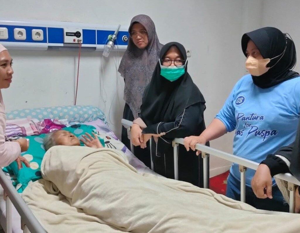 Sebatang Kara, Lansia Ini Dapat Perhatian Khusus Pemkab Lutim