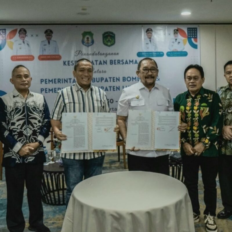 Lutim dan Bombana Tandatangani MoU Pengelolaan Potensi Daerah Lutim dan Bombana Tandatangani MoU Pengelolaan Potensi Daerah