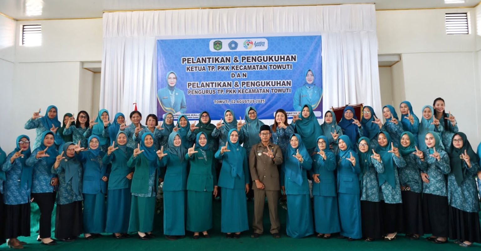 Ani Nurbani Lantik Tiga Ketua TP-PKK Kecamatan di Lutim