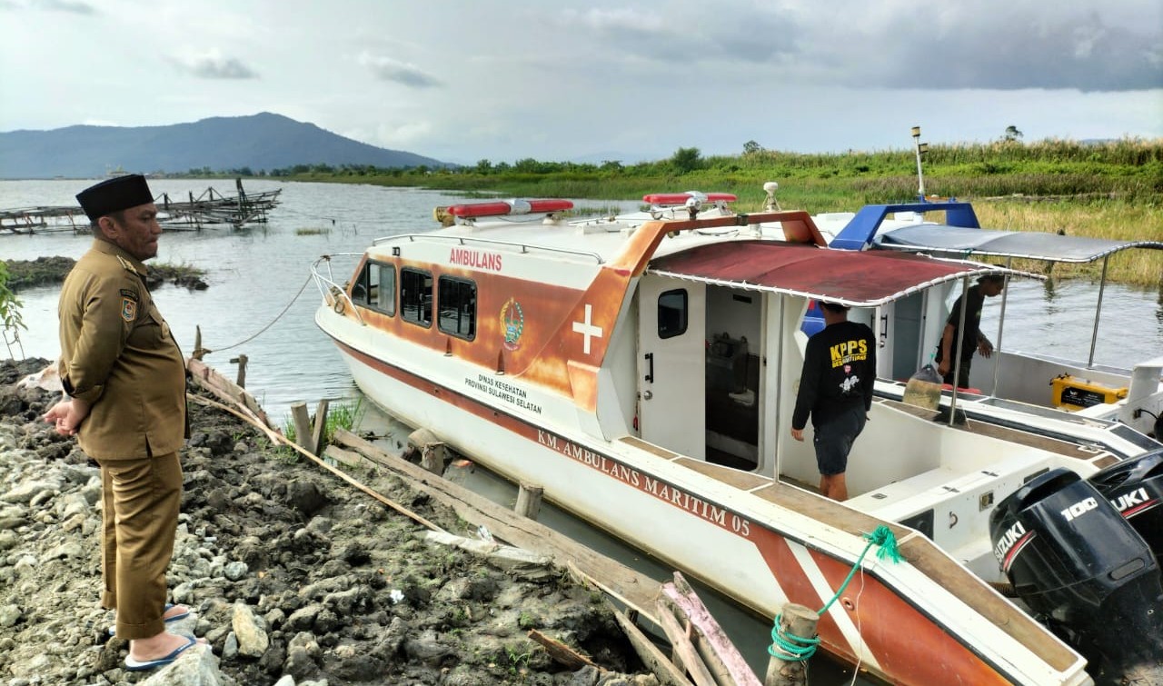 Bupati Lutim Tinjau Ambulans Danau di Bantilang