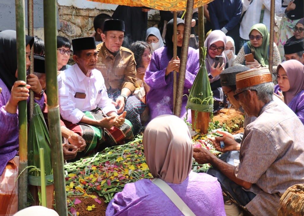 Lepas Jenazah Andi Murphy, Irwan: Maafkan Jika Beliau Ada Salah