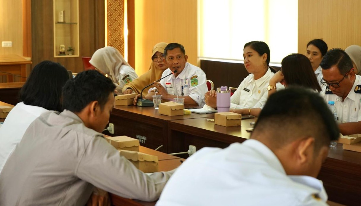 Pemkab Lutim Bahas Progres dan Persebaran Dapur MBG