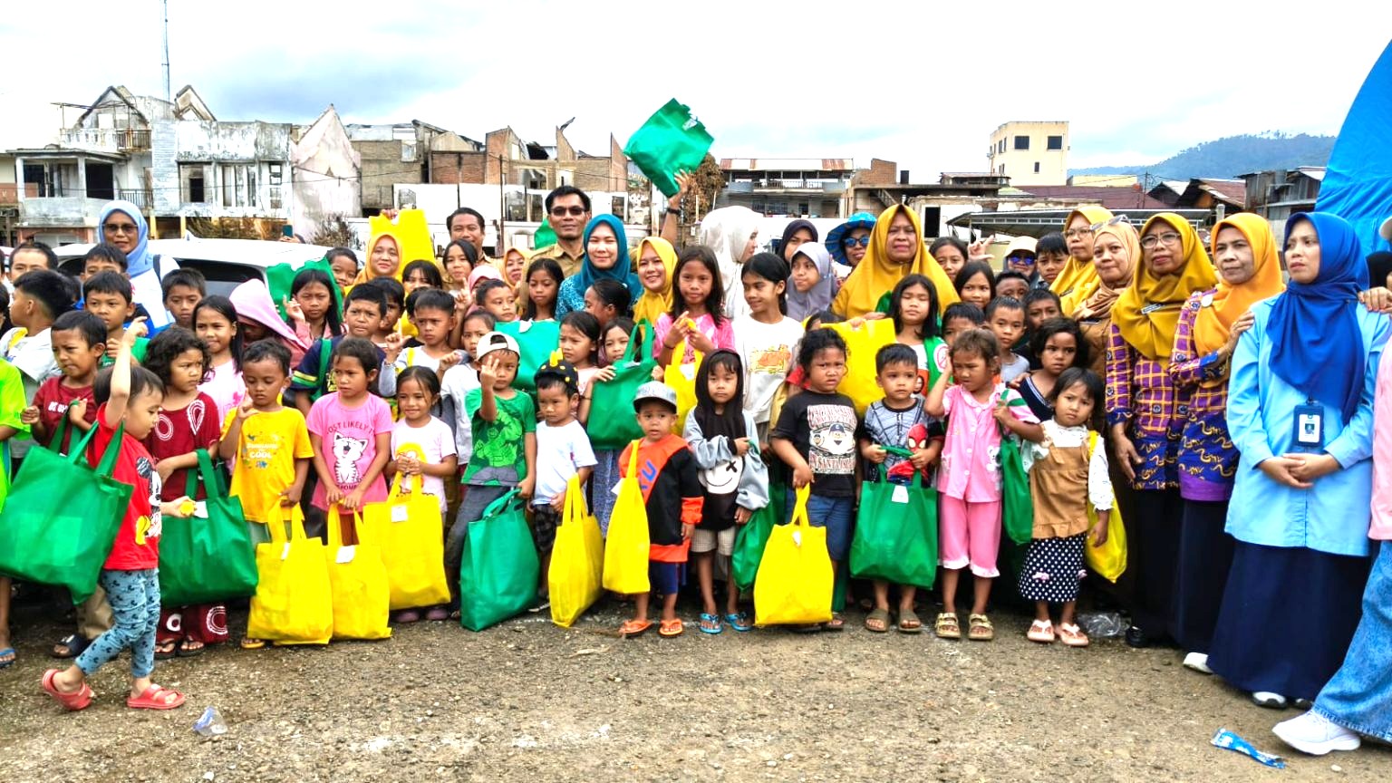 Anak-anak Korban Kebakaran Sorowako Ikuti Trauma Healing