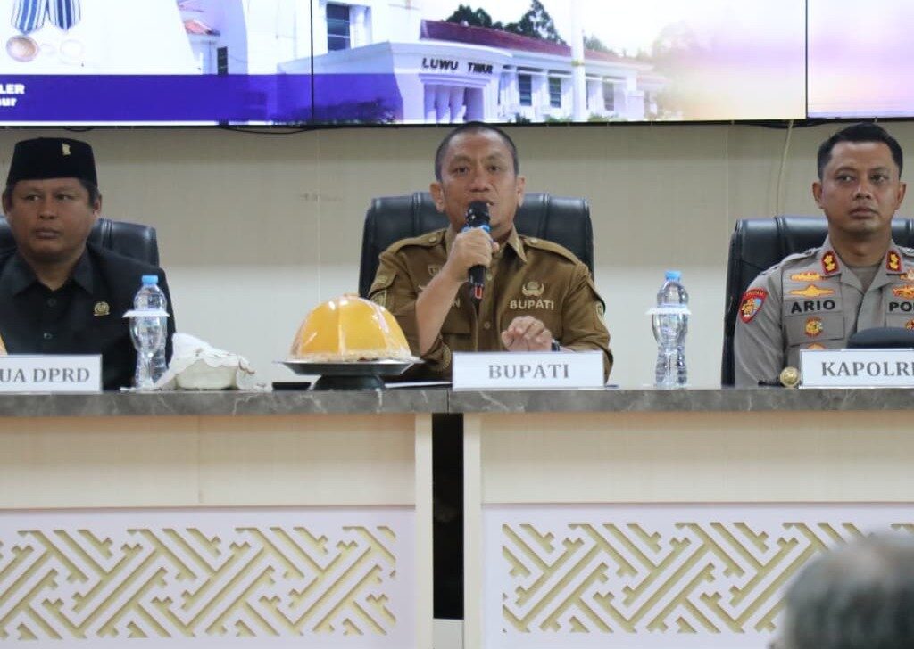 Bupati Lutim Imbau Warga Tidak Mudah Terprovokasi