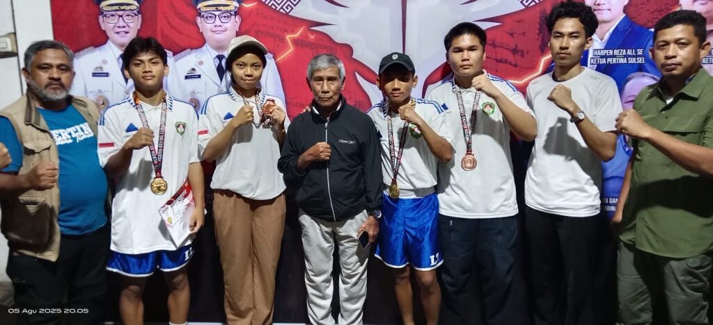 Kontingen Tinju Lutim Sabet 6 Medali di Kejurprov Torut