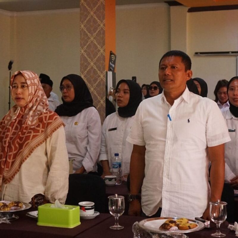 Sebanyak 41 PPPK, TKSK, PKH dan PRS di Lutim Resmi Dilantik Sebanyak 41 PPPK, TKSK, PKH dan PRS di Lutim Resmi Dilantik