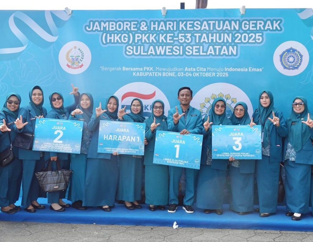 TP-PKK Lutim Raih 4 Juara di Peringatan HKG ke-53 TP-PKK Lutim Raih 4 Juara di Peringatan HKG ke-53