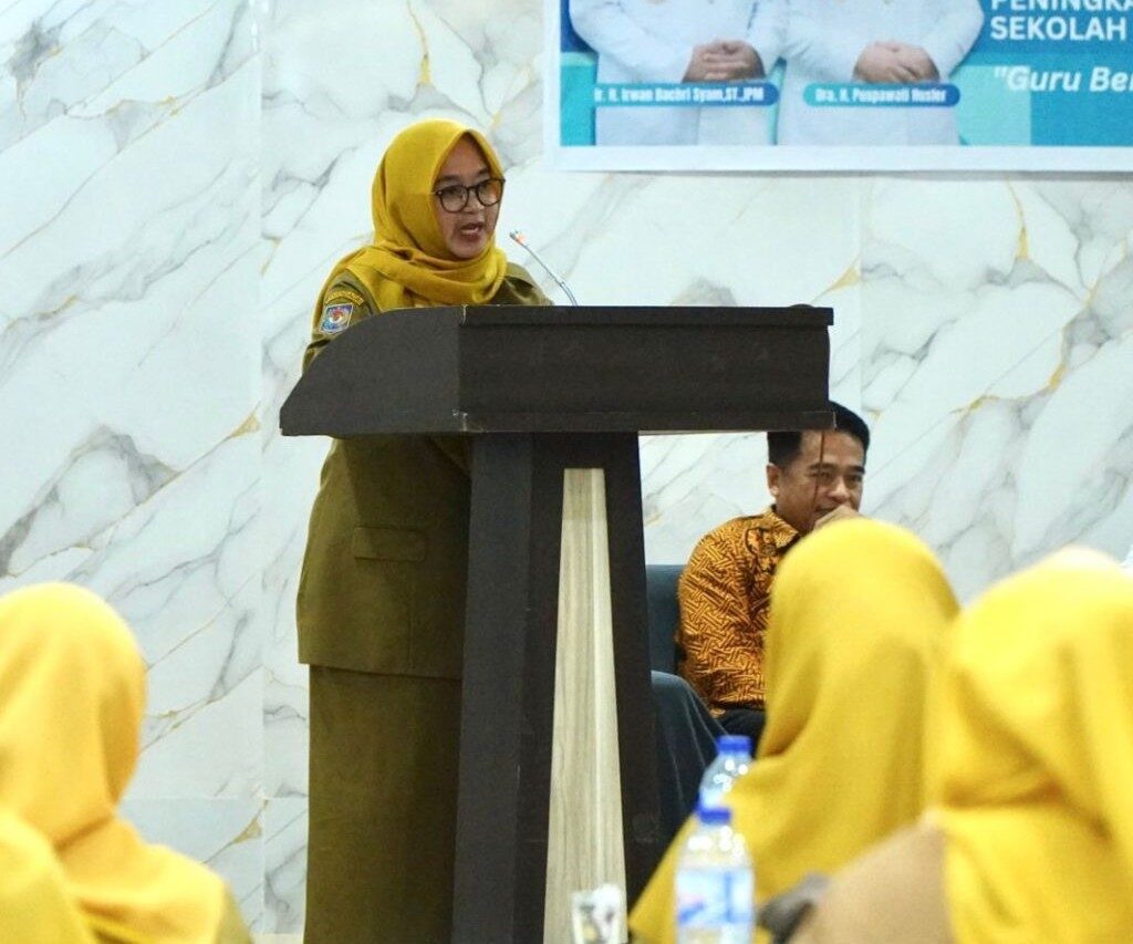 Wabup Lutim Buka Bimtek Peningkatan Kompetensi para Kepala Sekolah