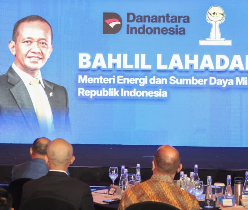ARCI Sebut Bahlil Jadi Salah Satu Menteri dengan Kinerja Baik ARCI Sebut Bahlil Jadi Salah Satu Menteri dengan Kinerja Baik