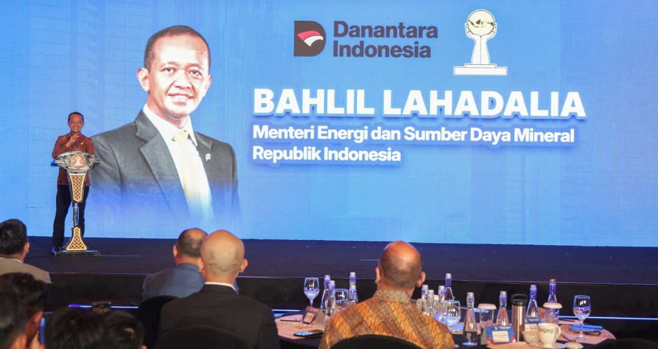 ARCI Sebut Bahlil Jadi Salah Satu Menteri dengan Kinerja Baik ARCI Sebut Bahlil Jadi Salah Satu Menteri dengan Kinerja Baik