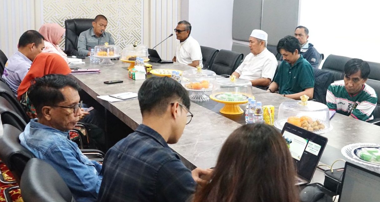 Bupati Lutim Dorong Pemberdayaan Kontraktor Lokal Cetak Sawah