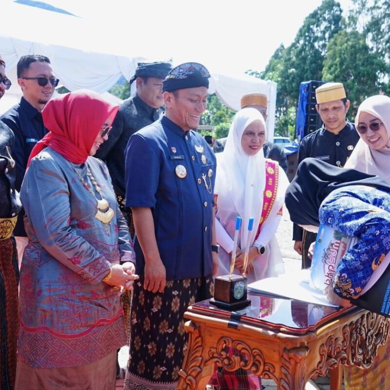 Pemkab Lutim Serahkan SK PPPK Tahap II