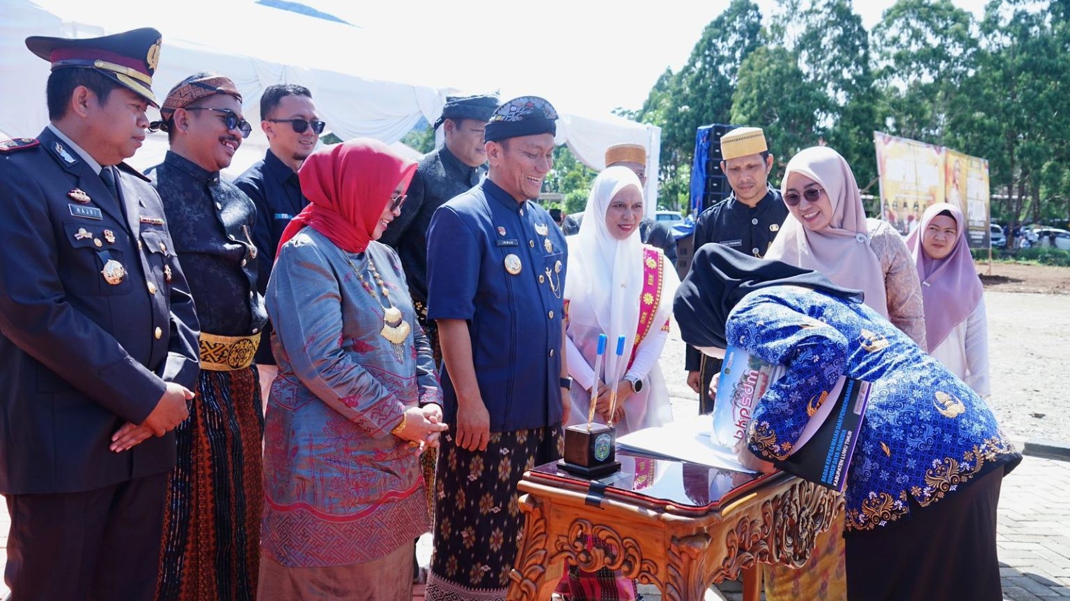 Pemkab Lutim Serahkan SK PPPK Tahap II