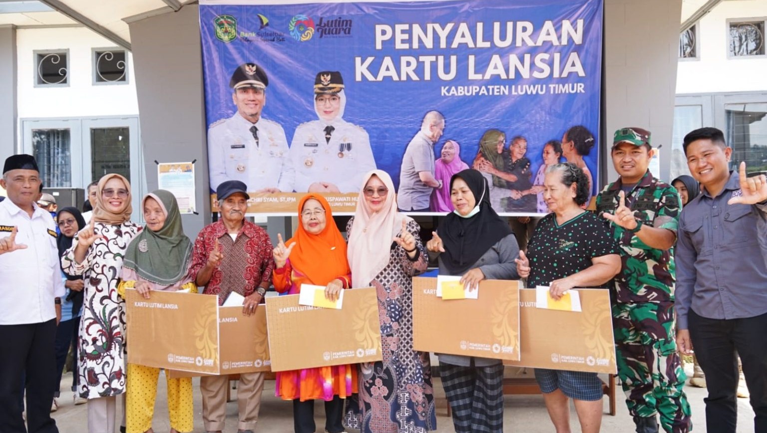 Wabup Lutim Janji Penerima Manfaat Kartu Lansia Bertambah Tahun Depan