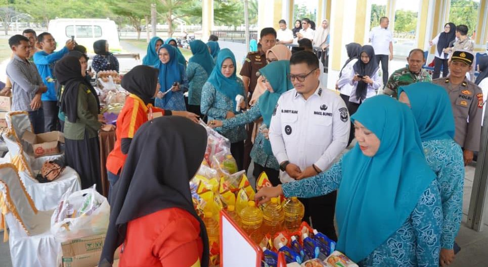 Jaga Harga Pangan, Pemkab Luwu Gelar Pasar Murah