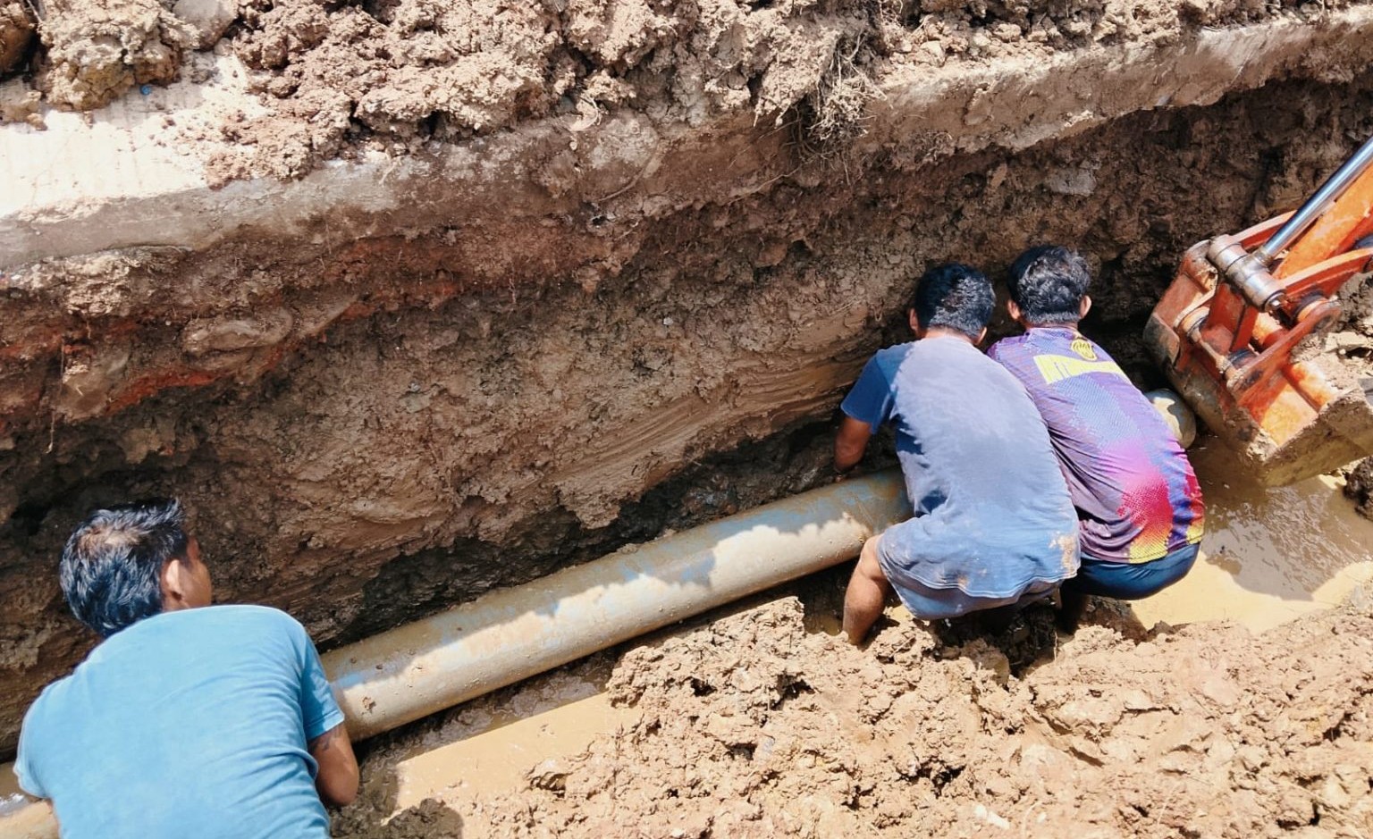 Perumdam Waemami Rampungkan Perbaikan Pipa Bocor, Distribusi Air Kembali Normal