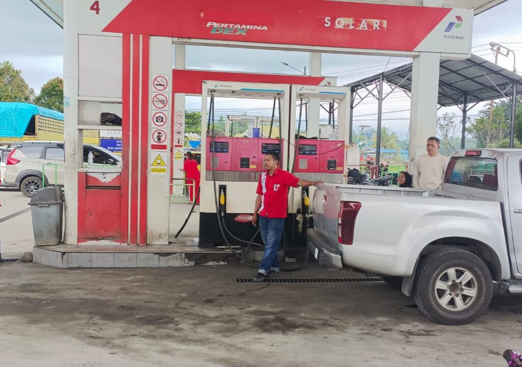 Panic Buying Picu Antrean SPBU di Luwu Timur, Aparat Lakukan Pengawasan Ketat