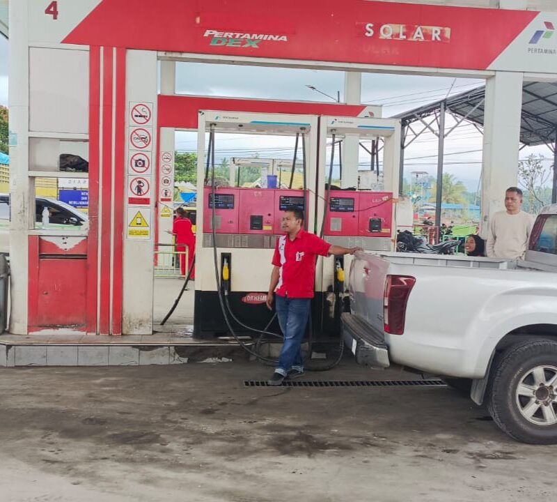 Panic Buying Picu Antrean SPBU di Luwu Timur, Aparat Lakukan Pengawasan Ketat
